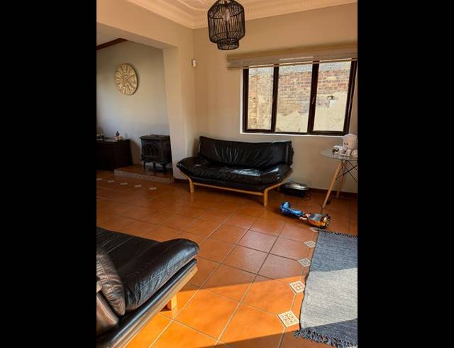 5 BEDROOM HOUSE FOR SALE IN KENSINGTON